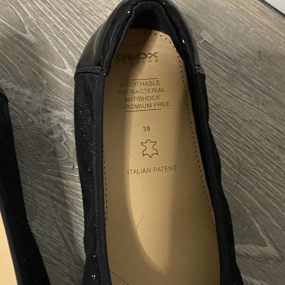 Geox Black Sparkle Pom Pom Ballet Flats Size 38 or approx US 7 - Picture 7 of 9